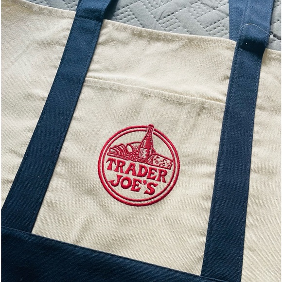 Trader Joe’s Canvas Tote Bag NEW Reusable Eco Bag Grocery Bag - NWT - Heavy Duty - Picture 2 of 9